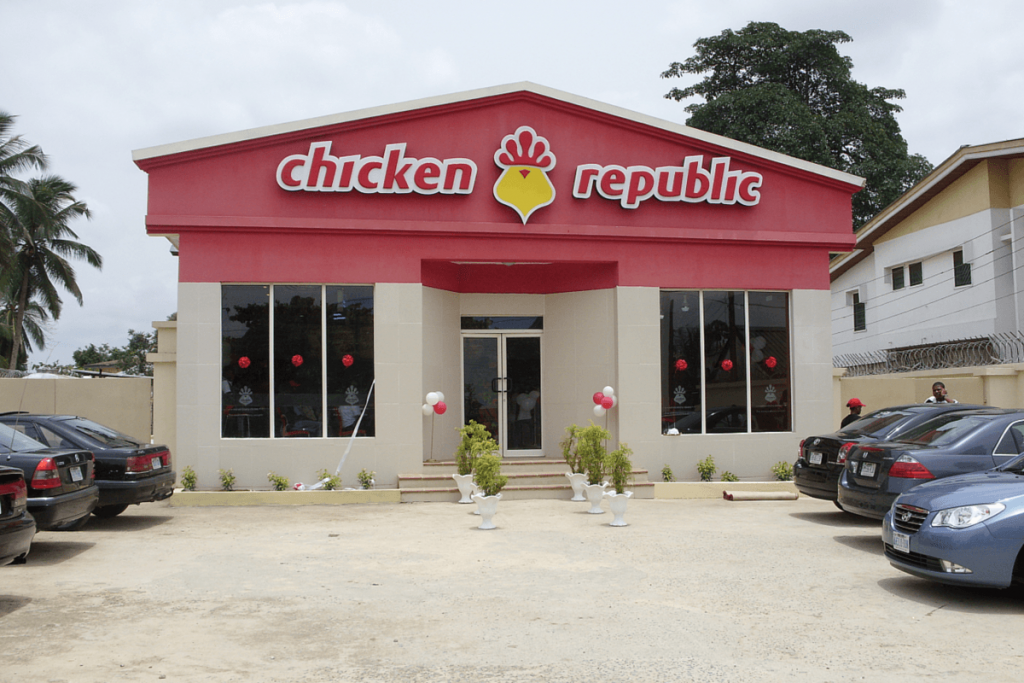 Chicken republic Akoka, one of the best fast food restaurants in lagos