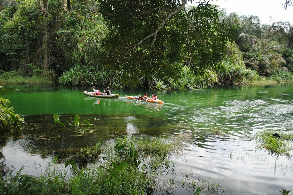 Abraka turf and river resort