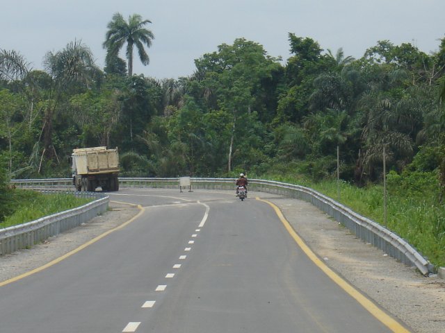 Express way Warri-hotels.ng