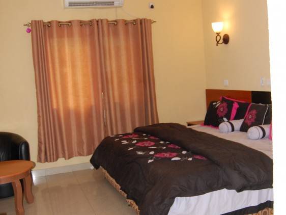 hotel-de-robin-nnewi-hotels.ng