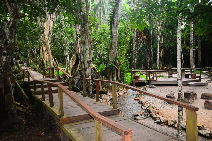 walk-trail-at-ikogosi-warm-springs-ekiti-hotels.ng