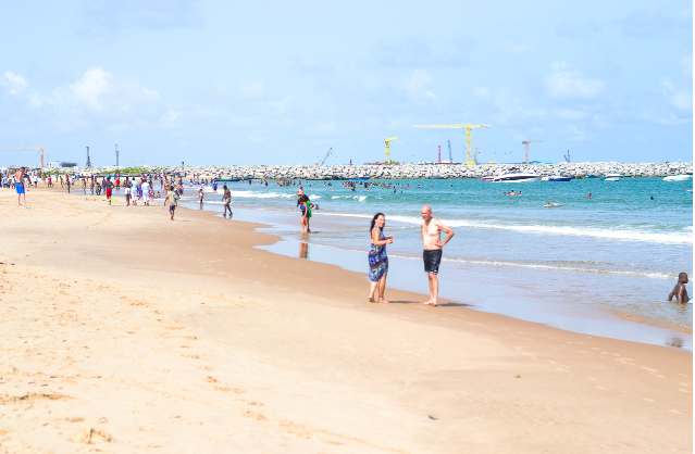 Enjoy a Fun and Relaxing Day at Tarkwa Bay Beach