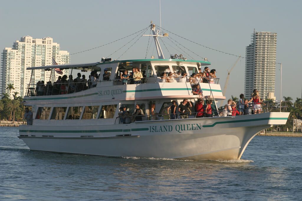 miami-boat-tour-hotels.ng
